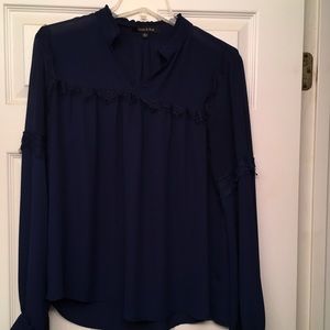 Strut and Bolt renaissance top